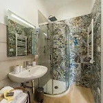 Porto Maison D' Hotes בית הארחה