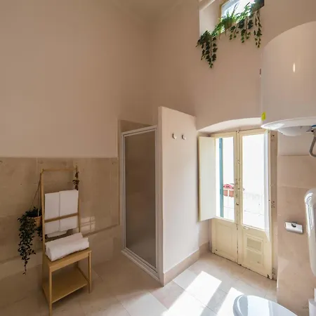 Guest house Porto Maison D' Hotes Trani